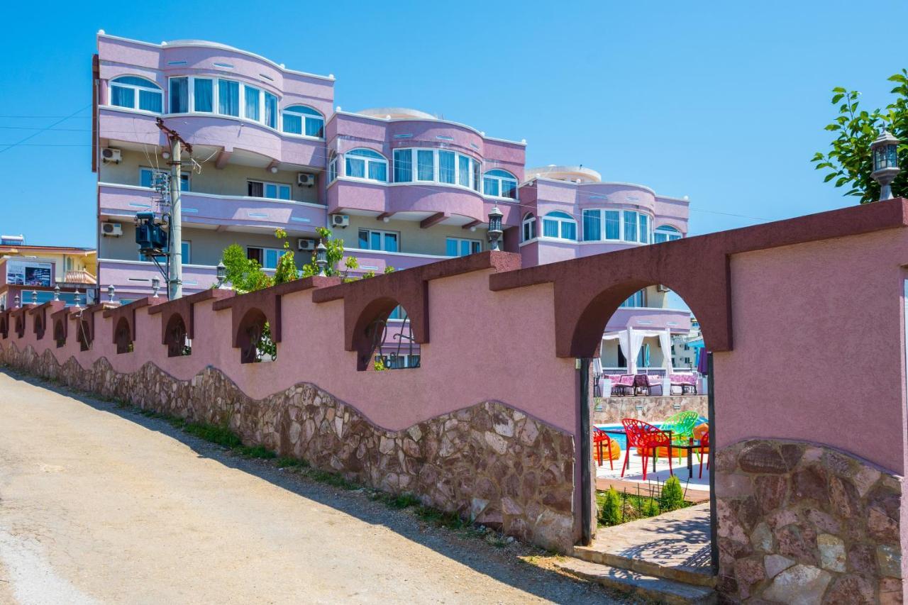 Guest House Dena Dobra Voda Luaran gambar